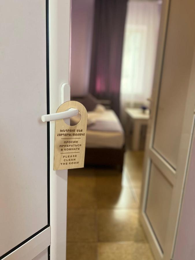 Marnar Hotel Jerevan Eksteriør billede