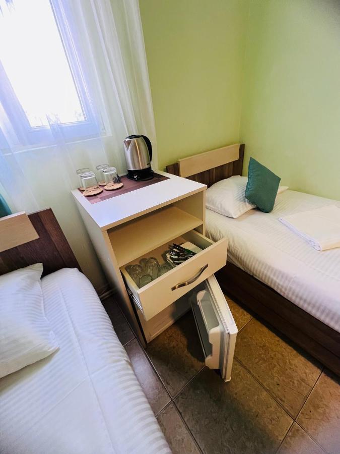 Marnar Hotel Jerevan Eksteriør billede