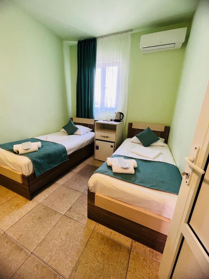 Marnar Hotel Jerevan Eksteriør billede